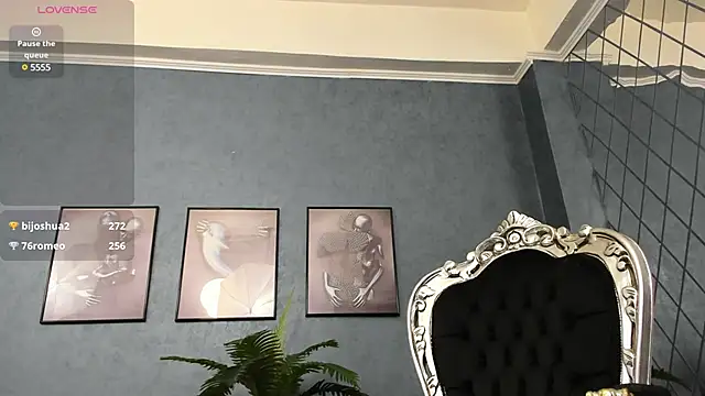 Snapshot of leonardsmith01 chatting on March 19, 11:36 pm leonardsmith01 online show from March 19, 11:36 pm