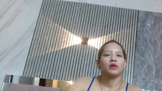 Snapshot of samantha__karolstone chatting on May 12, 6:27 pm samantha karolstone online show from May 12, 6:27 pm