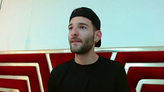 Christopher saint online show from April 16, 1:01 pm