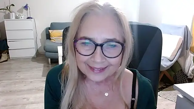 Snapshot of sofia_xkiss chatting on January 31, 6:36 pm sofia xkiss online show from January 31, 6:36 pm