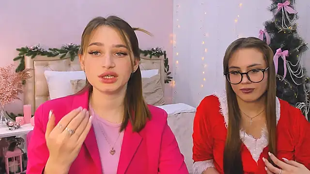 queenofjoyy online show from December 13, 4:05 pm