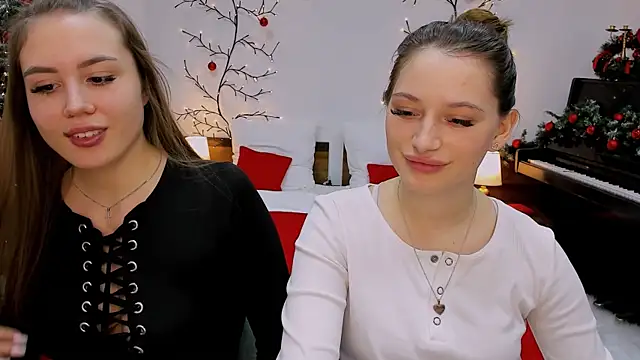 queenofjoyy online show from December 15, 9:35 am