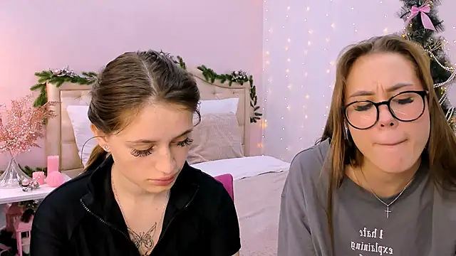 queenofjoyy online show from December 21, 3:09 pm