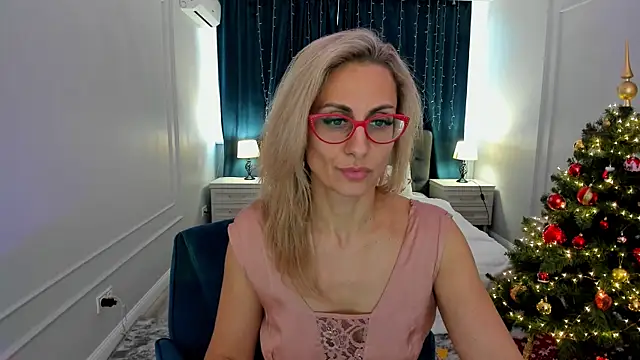 MuseOfStage online show from December 16, 11:37 am