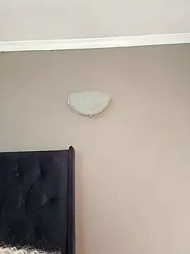 Shria107 online show from February 2, 2:45 pm