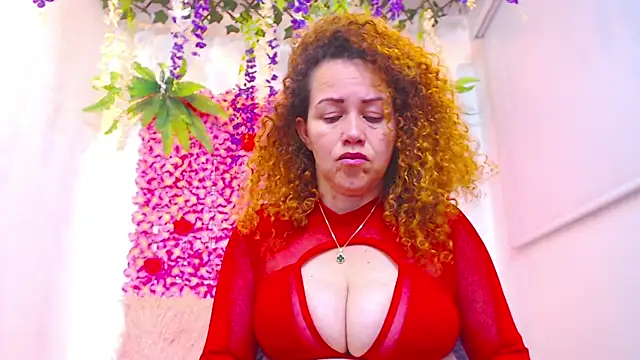 BLONDE SEXYHOT online show from November 19, 9:59 pm