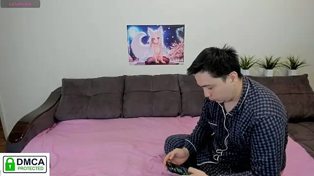 diana kristian  online show from December 17, 11:59 pm