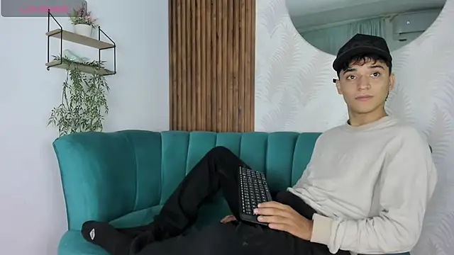 Austin Cardieff online show from March 18, 12:58 pm