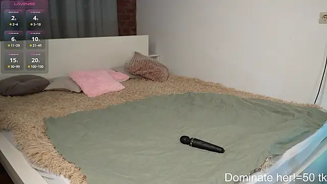 velvetvalkyries online show from December 8, 5:11 pm