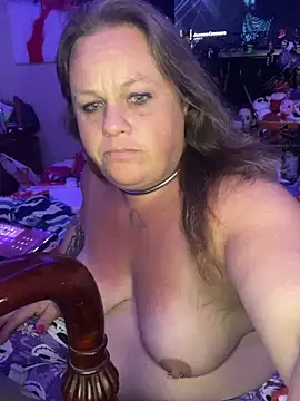 Snapshot of HeatherLynn chatting on March 3, 4:40 am HeatherLynn online show from March 3, 4:40 am