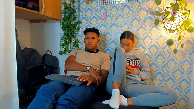 sasha fox00 online show from March 18, 6:14 am