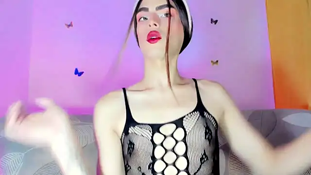 TatiGil online show from April 13, 8:36 pm