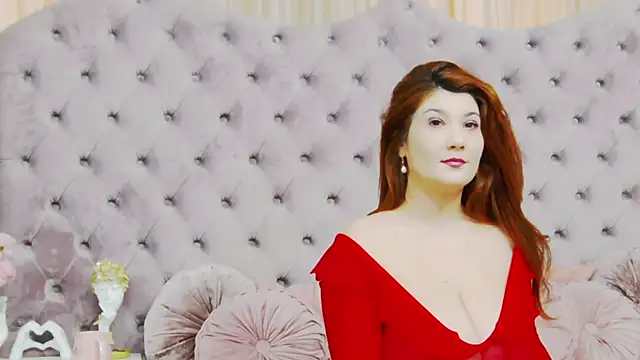 Snapshot of PenelopeLynnx chatting on October 16, 6:25 am PenelopeLynnx online show from October 16, 6:25 am