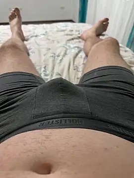 Snapshot of w12er chatting on February 27, 7:03 pm w12er online show from February 27, 7:03 pm