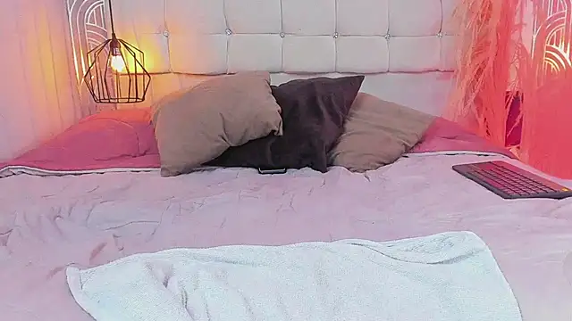 LeylaRangel online show from March 14, 6:42 am