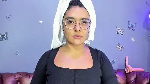 Snapshot of Kaira_mosse chatting on October 22, 11:21 am Kaira mosse online show from October 22, 11:21 am