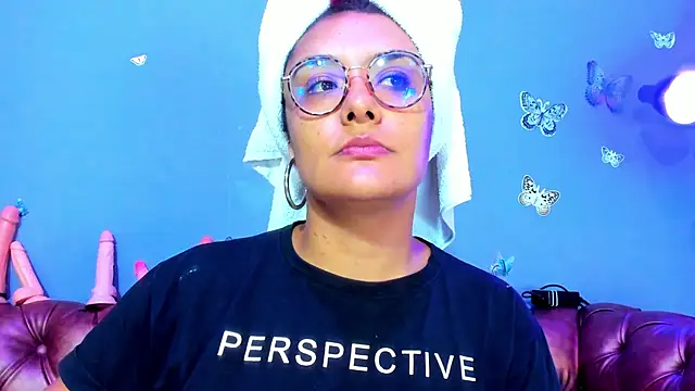 Kaira mosse online show from May 28, 11:51 am