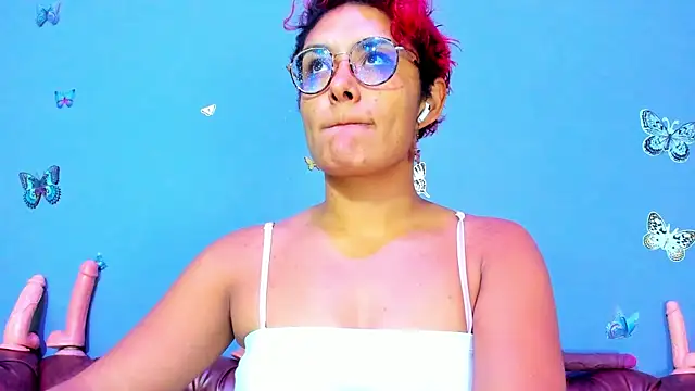 Kaira mosse online show from May 29, 11:30 am