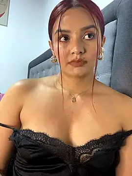 Melanyprada online show from October 13, 1:49 am