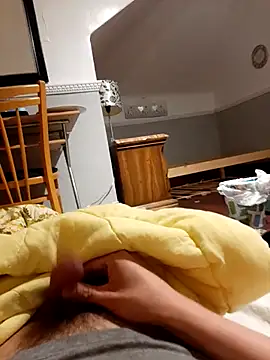 Snapshot of jelloguy3 chatting on March 3, 1:31 am jelloguy3 online show from March 3, 1:31 am