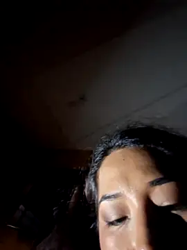 yarely9 online show from April 24, 5:21 am