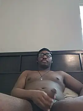Snapshot of Hotcock100 chatting on June 8, 5:24 pm Hotcock100 online show from June 8, 5:24 pm