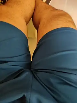 Akhil3290 online show from October 22, 9:20 am