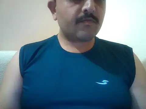 Akhil3290 online show from April 8, 3:01 pm