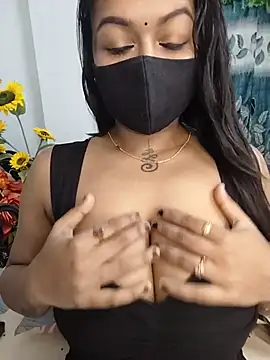 Snapshot of Sexy_Anika-for_you chatting on June 24, 6:40 pm Sexy Anika-for you online show from June 24, 6:40 pm