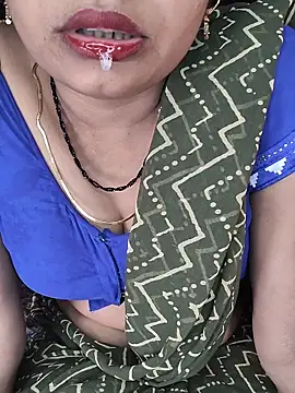 Snapshot of Shivani_Mumbai85 chatting on July 24, 5:33 pm Shivani Mumbai85 online show from July 24, 5:33 pm