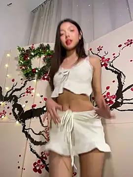 DesiredHoney online show from December 29, 6:27 pm