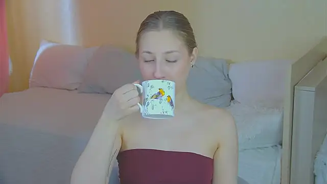 BritneyCruze online show from January 10, 9:44 am