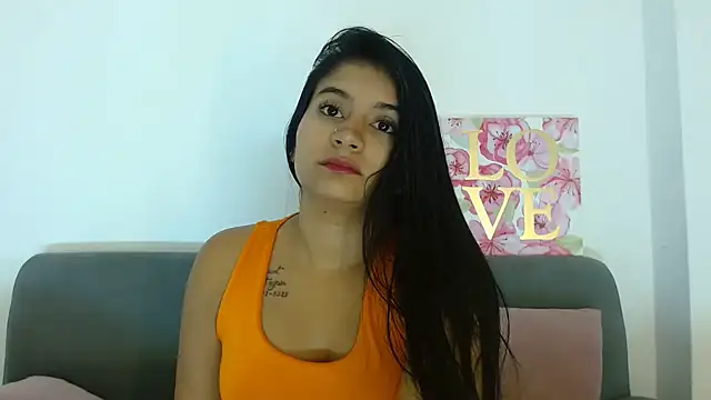 Snapshot of anahi__s chatting on March 5, 4:45 am anahi s online show from March 5, 4:45 am