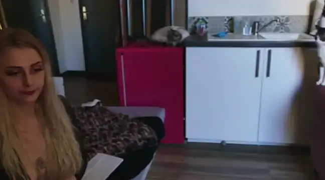 ce leste   online show from January 12, 2:19 pm