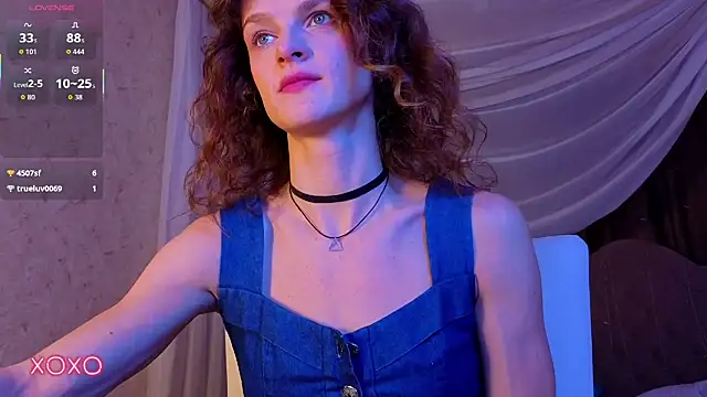 Snapshot of Soo_dreamy chatting on November 3, 1:29 am Soo dreamy online show from November 3, 1:29 am