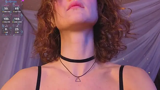 Snapshot of Soo_dreamy chatting on November 20, 1:28 am Soo dreamy online show from November 20, 1:28 am