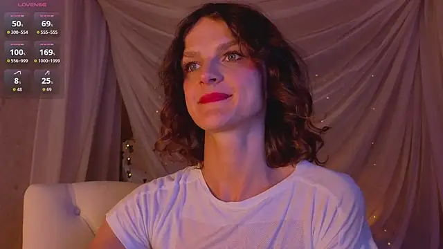 Snapshot of Soo_dreamy chatting on December 19, 1:23 am Soo dreamy online show from December 19, 1:23 am