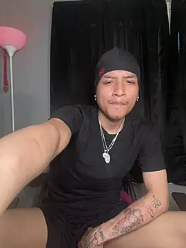 plutomf online show from May 16, 12:29 am