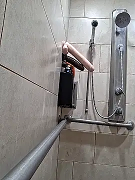 Sir Mic Behave online show from April 18, 4:55 pm