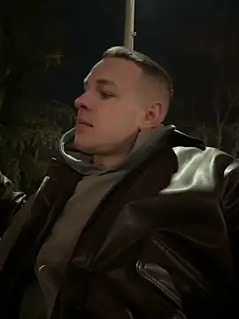 pretty roman online show from April 13, 4:23 pm