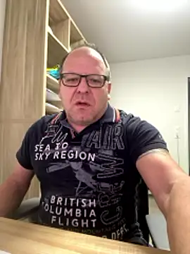 coupleLatinaLovers online show from January 9, 6:16 am