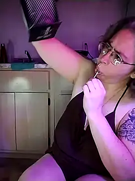 GraceHenderson online show from March 8, 5:07 am