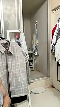 Snapshot of frnk30151 chatting on January 19, 2:59 pm frnk30151 online show from January 19, 2:59 pm