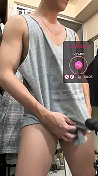 Snapshot of frnk30151 chatting on January 20, 2:57 pm frnk30151 online show from January 20, 2:57 pm