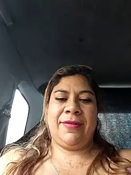 Laura-Hernandez online show from February 2, 7:34 pm