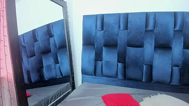 Stefyrossy online show from April 8, 2:06 pm