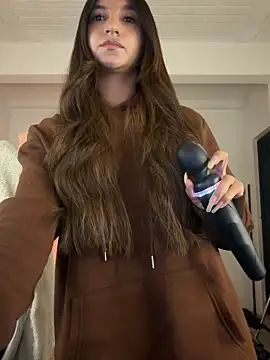 aly golden  online show from April 21, 6:20 am