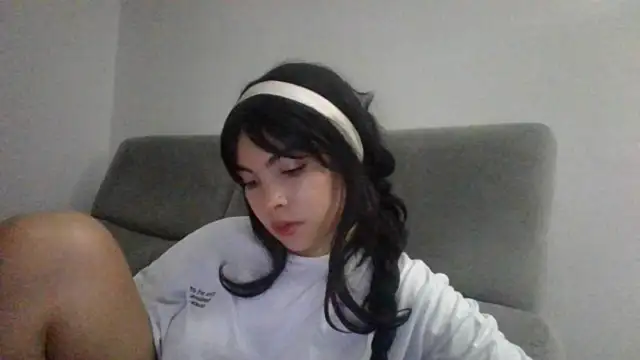 Kiri Cutee online show from December 5, 5:26 am