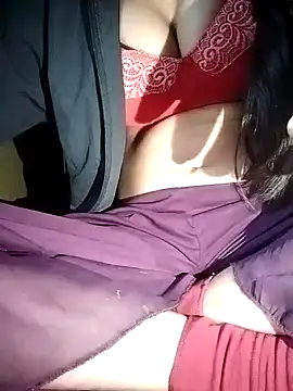 Snapshot of Shanvi_Tyagi chatting on December 20, 1:58 am Shanvi Tyagi online show from December 20, 1:58 am