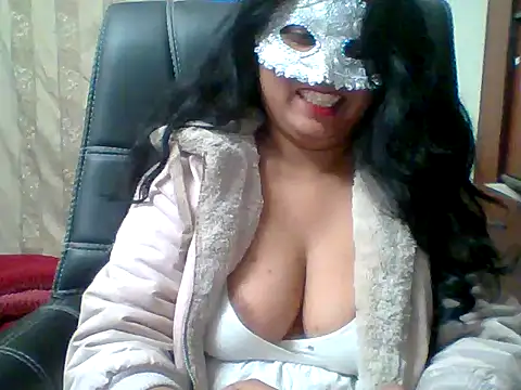 Snapshot of kamayanisingh24 chatting on January 16, 6:16 pm kamayanisingh24 online show from January 16, 6:16 pm